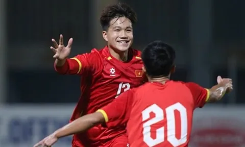 HLV Roland tin U17 Việt Nam đủ sức cạnh tranh vé dự World Cup