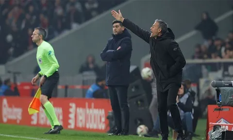Luis Enrique thất vọng sau khi mất điểm ở phút bù giờ