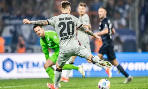 Những điểm nhấn Bundesliga vòng 33