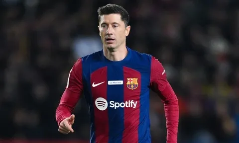 3 tiền đạo trẻ có thể thay Lewandowski ở Barca