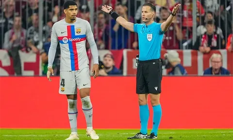 Bayern sẽ trở lại thương vụ Araujo vào mùa hè 2024