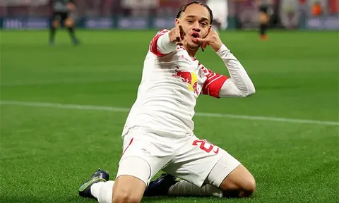 Leipzig lên kế hoạch giữ Xavi Simons ở lại