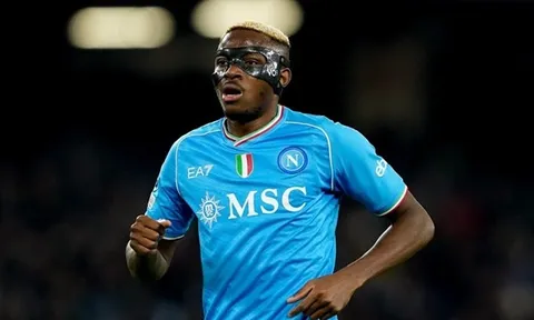 Osimhen quá đắt, Romano chỉ ra cái tên Arsenal đã chọn để thay thế