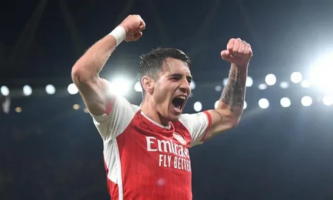 Mua Calafiori, Arsenal ra phán quyết cho Kiwior