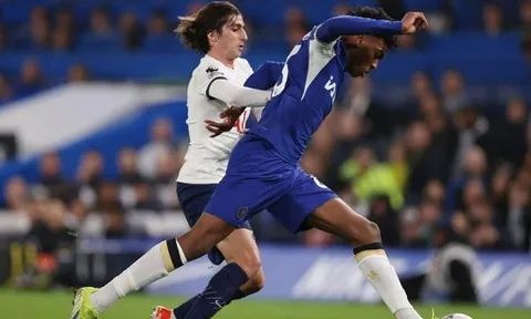 Reece James gửi thông điệp ngày đàn em ra mắt