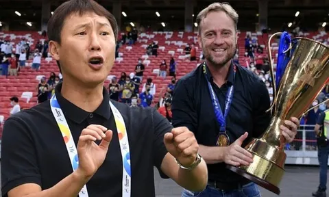 Alexandre Polking đấu Kim Sang-sik; U23 Indonesia 'dằn mặt' trọng tài