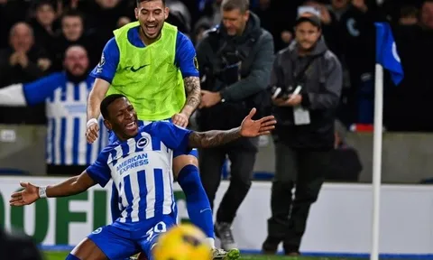 Siêu phẩm xuất hiện, Brighton nhấn chìm Tottenham ở trận cầu 6 bàn