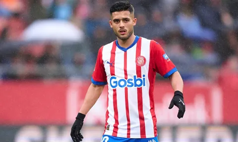 Arsenal, Barca và Man United quan tâm ngọc quý Man City