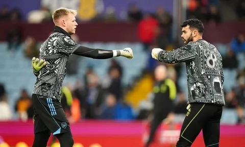 Aaron Ramsdale nên làm gì tiếp theo?