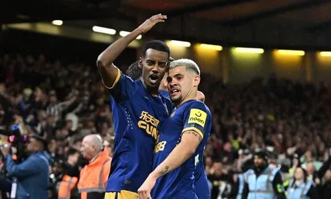Arsenal và Man City đón cú hích lớn từ Newcastle