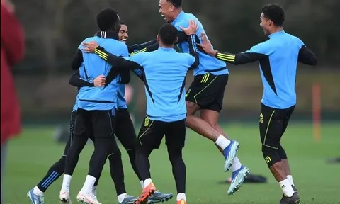 Arteta cười toe toét; Thái độ của Martinelli khi sắp đấu Arnold