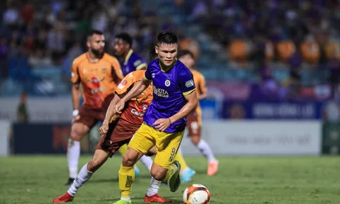 Bầm dập vì HAGL, sao Hà Nội FC tiết lộ tình trạng chấn thương