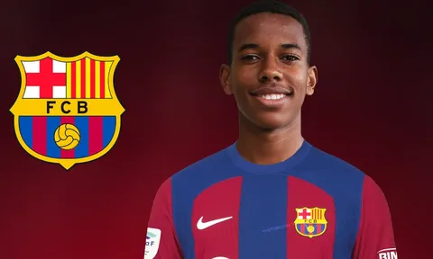 Barca đứng trước nguy cơ bỏ lỡ 'tiểu Messi'
