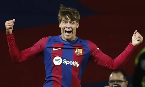 Barca lên kế hoạch tưởng thưởng cho sao trẻ