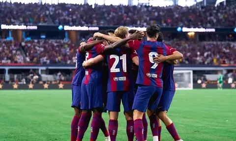 Barca ra quyết định cho trận giao hữu giữa mùa giải