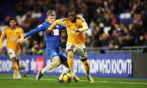 "Báu vật" của Wayne Rooney suýt cản bước Leicester