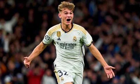 Borussia Dortmund trao đổi Moukoko với sao Real Madrid