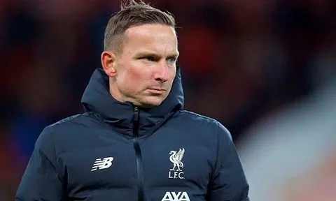 Chia tay Liverpool, trợ lý của Klopp có công việc mới
