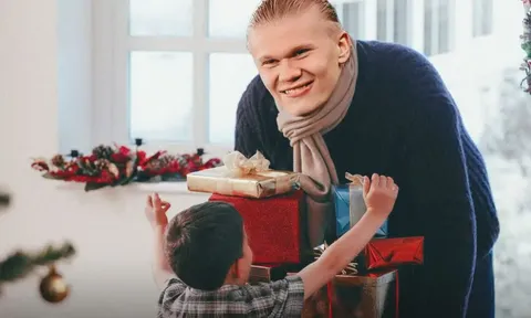 Cách Haaland đón Giáng sinh 2023