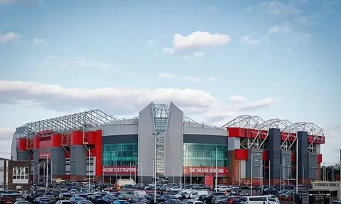 Cải tổ Man Utd, Jim Ratcliffe ra quyết định gây bất ngờ
