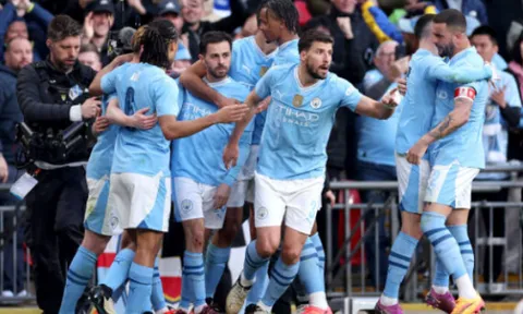 Cầu thủ tốt nhất và tệ nhất Man City trong chiến thắng Chelsea