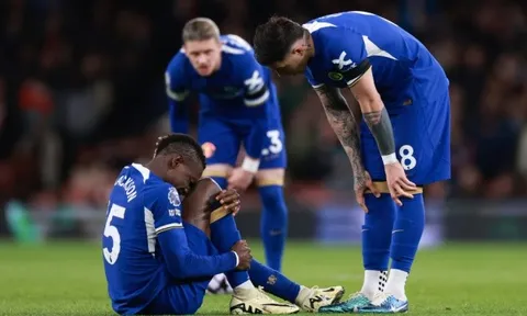 Chelsea đã có màn trình diễn tệ nhất lịch sử