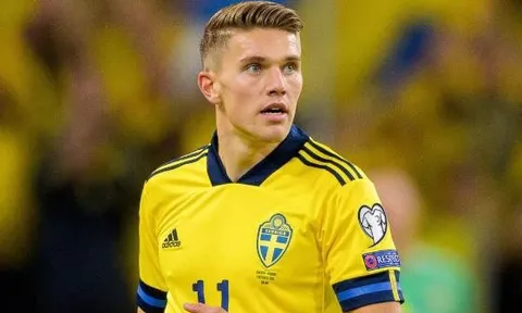 Chelsea duyệt chi 100 triệu euro cho 'sát thủ' Thụy Điển