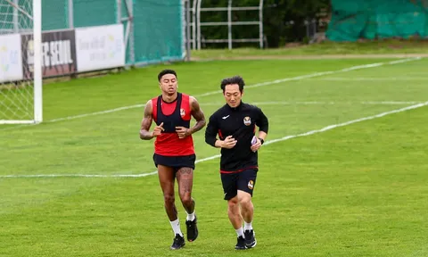 Choáng với Jesse Lingard