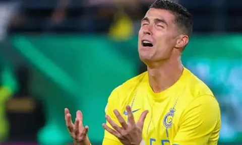 Chọn sai "nền văn minh", Ronaldo nuốt hận khi nhìn Neymar