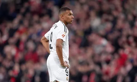 Chuyện gì đang xảy ra với Mbappe?