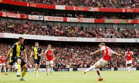 Chuyên gia tâng bốc bàn thứ 2 của Arsenal