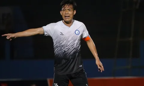 Cựu đội trưởng tuyển Việt Nam trở lại, giải cứu CLB V-League