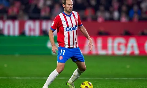 Cựu hậu vệ M.U được so sánh như Maldini ở Girona