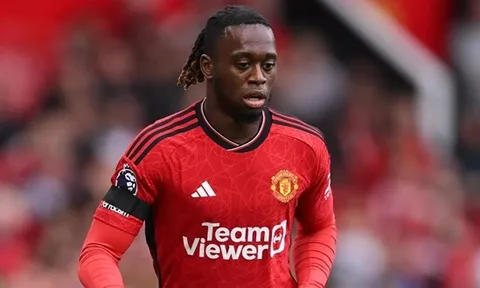 Đáng ra M.U phải tống khứ Wan-Bissaka sớm hơn
