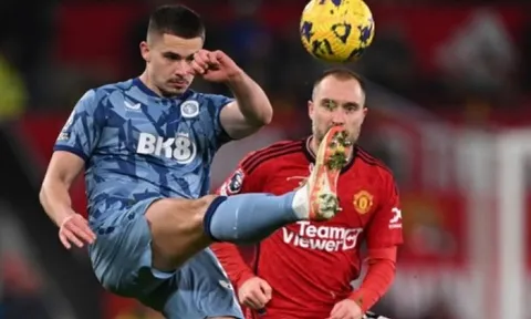 "Cậu ta xứng đáng bị phạt vì để Man Utd ghi bàn"