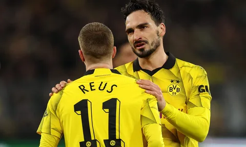 Điệu nhảy cuối cùng của Reus và Hummels