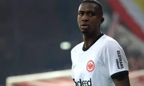 Liverpool ra giá 51 triệu bảng cho sao trẻ Bundesliga