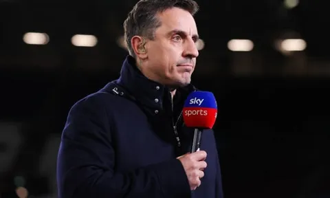 Bình luận quá trớn, Gary Neville nguy cơ bị kiện