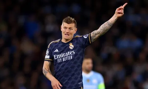 Thắng Manchester City, Toni Kroos bất ngờ úp mở về tương lai