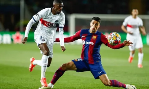 Barca nên làm gì với vị trí hậu vệ phải?