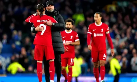 Thua muối mặt Everton, Jurgen Klopp xin lỗi người hâm mộ