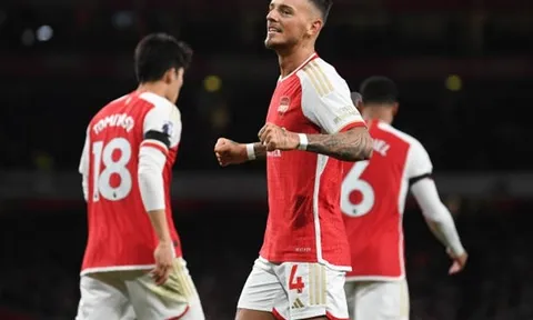 Ben White hạnh phúc với chiến thắng của Arsenal