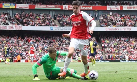 Kai Havertz bị chỉ trích vì thói ăn vạ