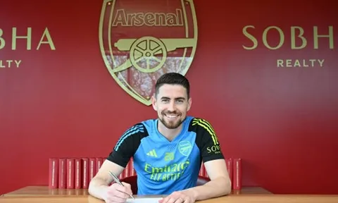 Mikel Arteta tiết lộ lý do Arsenal gia hạn với Jorginho