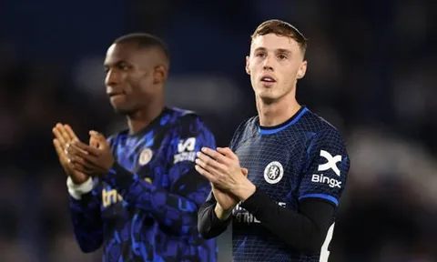 Hạ Brighton, Cole Palmer báo trước tương lai của Pochettino