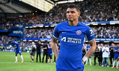 Thiago Silva rơi nước mắt ngày chia tay Chelsea