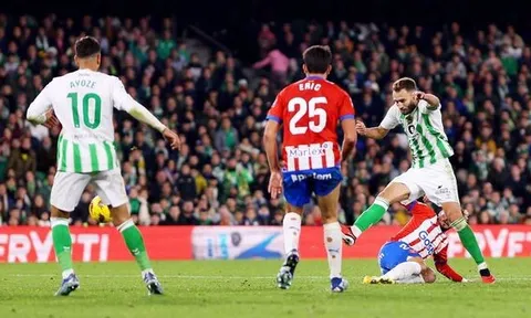 Girona bị ngáng đường, Real lên ngôi đầu