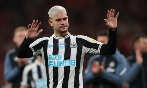 Guimaraes: "Newcastle không xứng đáng bị loại"