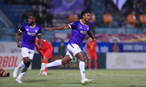 Hòa Hà Tĩnh, HLV Hà Nội FC thận trọng trước HAGL
