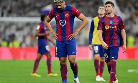 Hành trình tái thiết gian nan của Barca